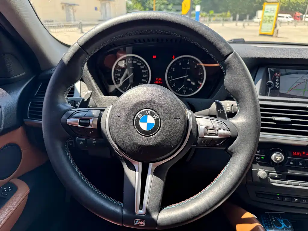 BMW X6 2013 — фото 13