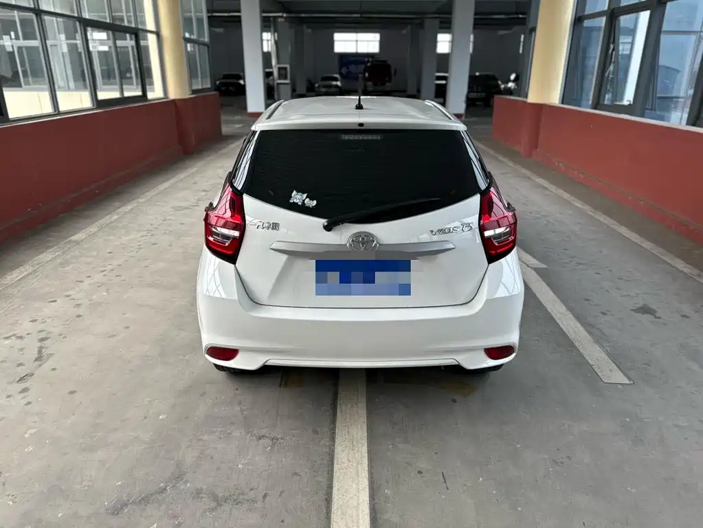 Toyota Vios FS 2022 — фото 19