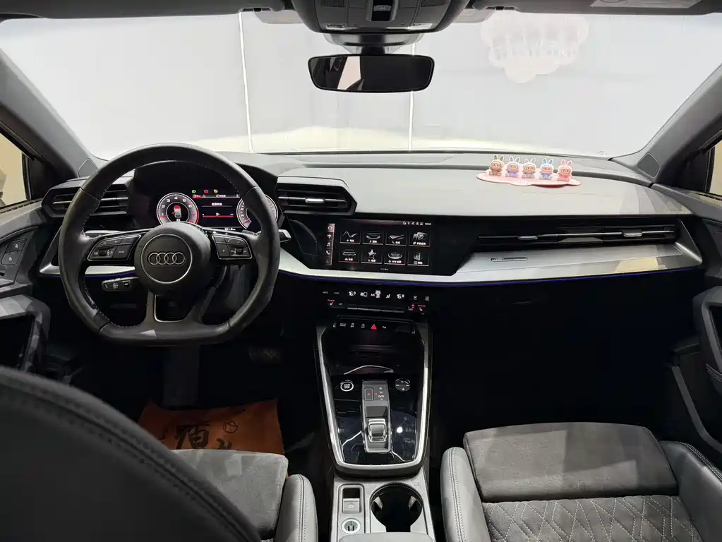 Audi A3 2022 — фото 10