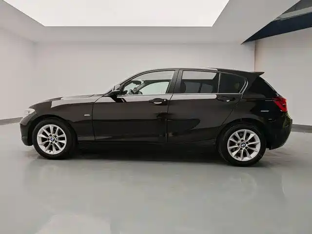 BMW 1 Series 2017 — фото 18