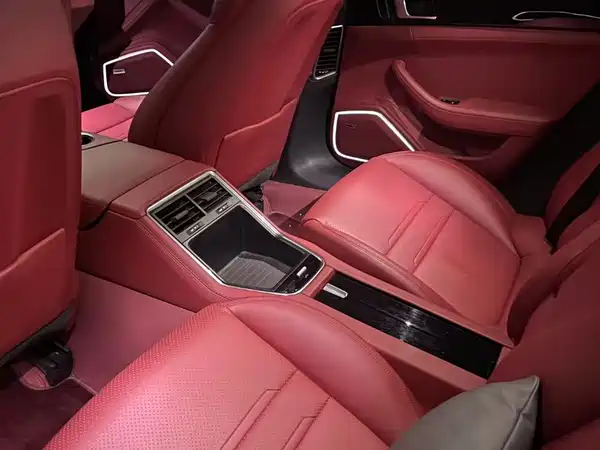 Porsche Panamera 2024