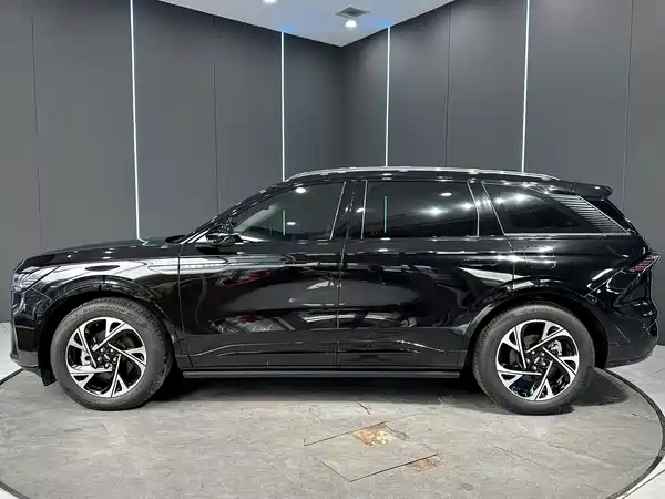 Lincoln Nautilus 2025
