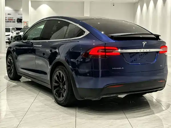 Tesla Model X 2016