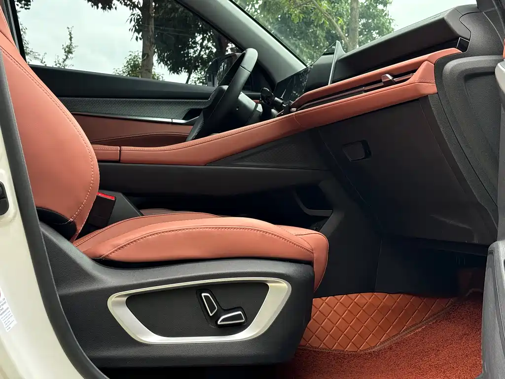 Changan CS75 PLUS 2025 — фото 19