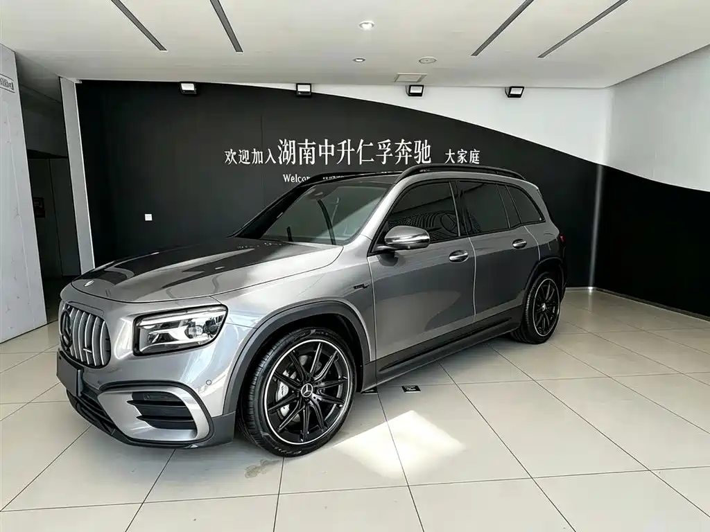 Mercedes-Benz GLB AMG 2024 — фото 1