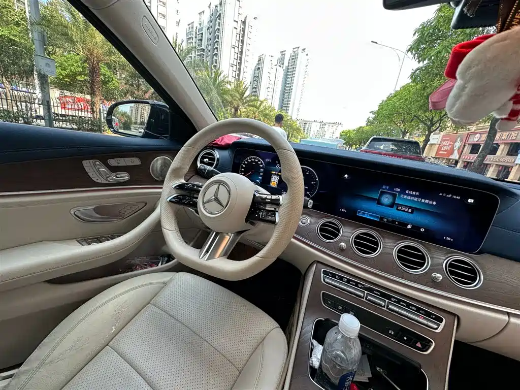 Mercedes-Benz E-Class 2021 — фото 11