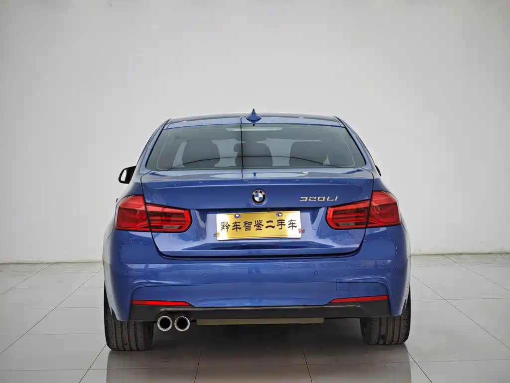 BMW 3 Series 2018 — фото 5