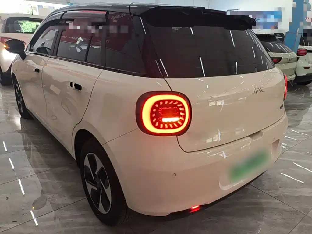Yiwei 3 2024