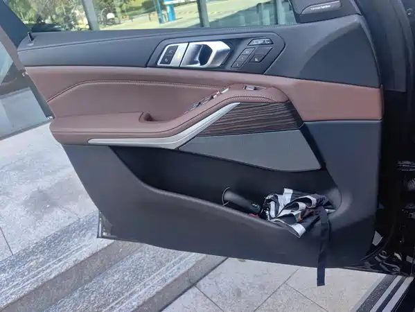 BMW X7 2024