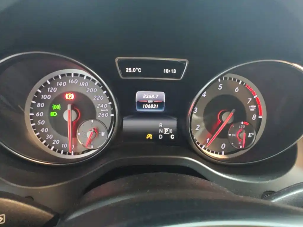 Mercedes-Benz CLA 2016 — фото 12