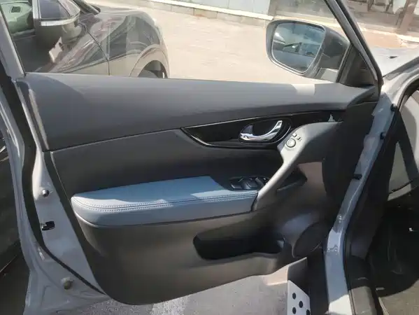 Nissan X-Trail 2025