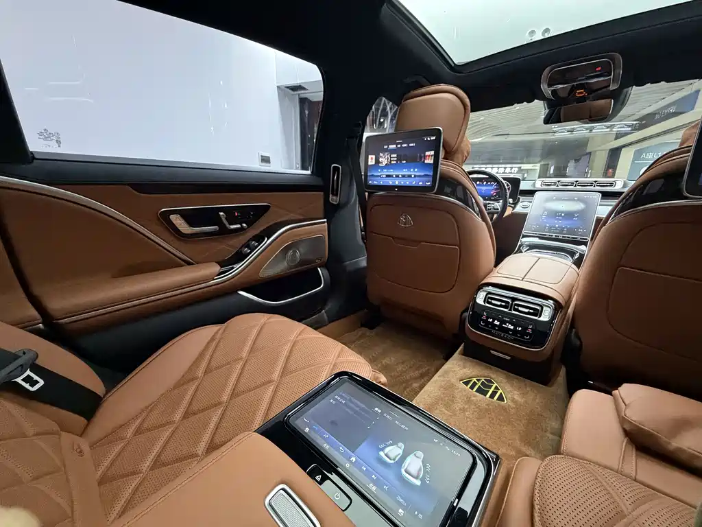 Mercedes-Benz S-Class 2025 — фото 20