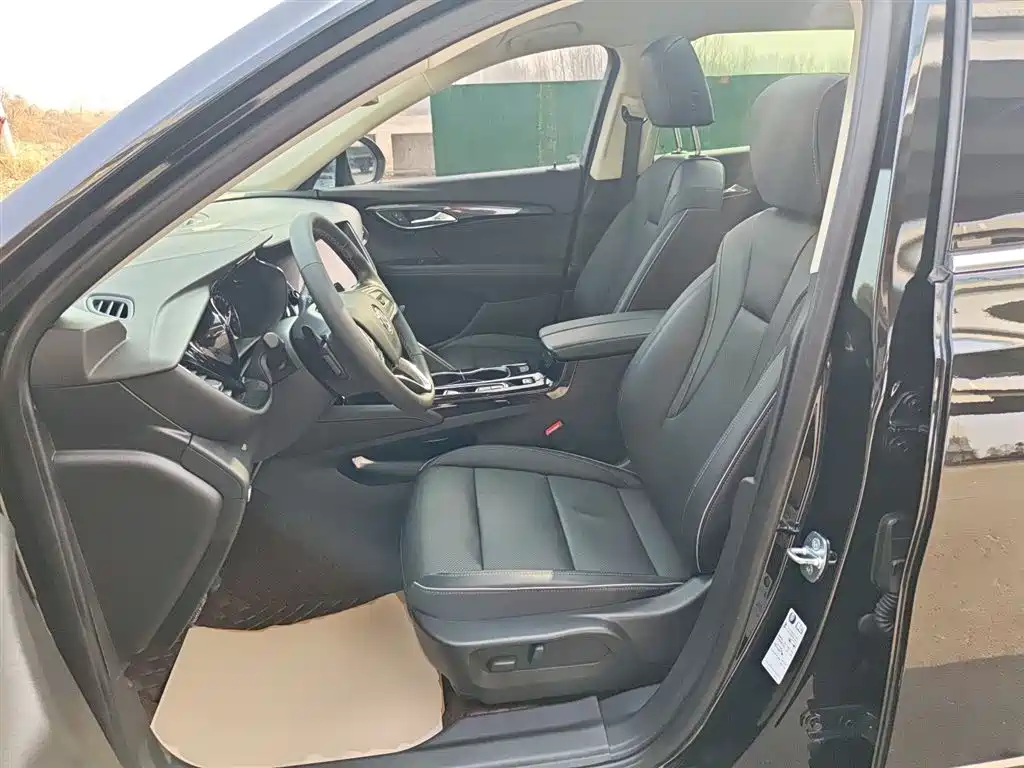 Buick Envision Plus 2023 — фото 15