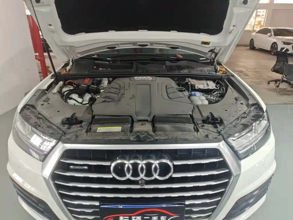 Audi Q7 2015 — фото 20