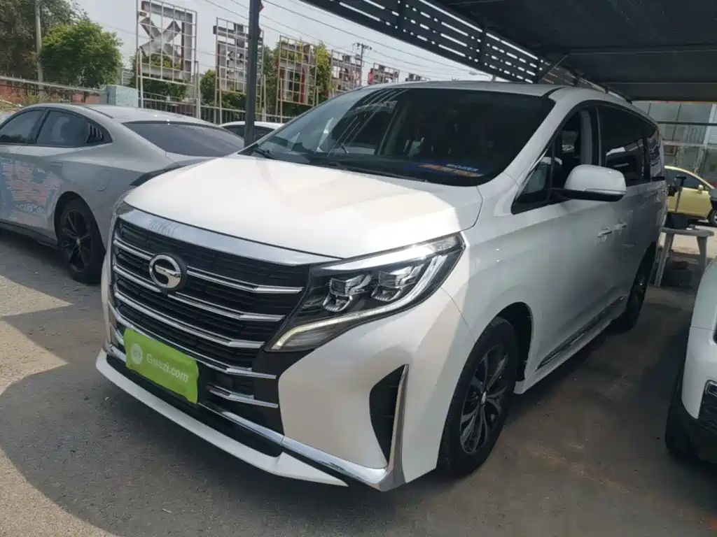 GAC Trumpchi M8 2022 — фото 2