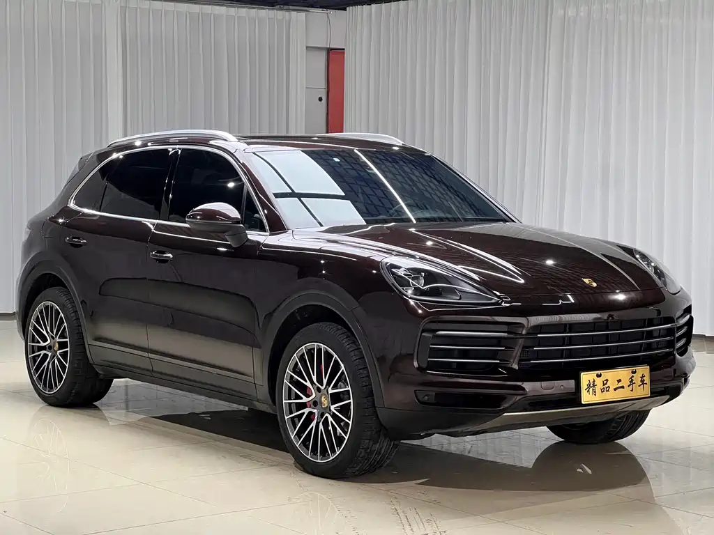 Porsche Cayenne 2018 — фото 3