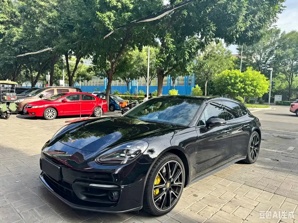 Porsche Panamera 2024 — фото 1