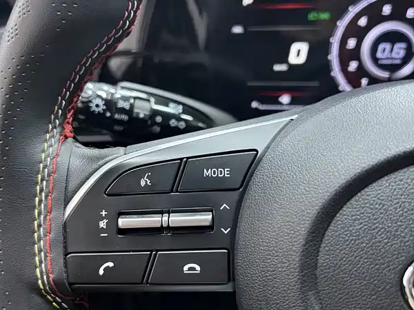 Hyundai Elantra 2022
