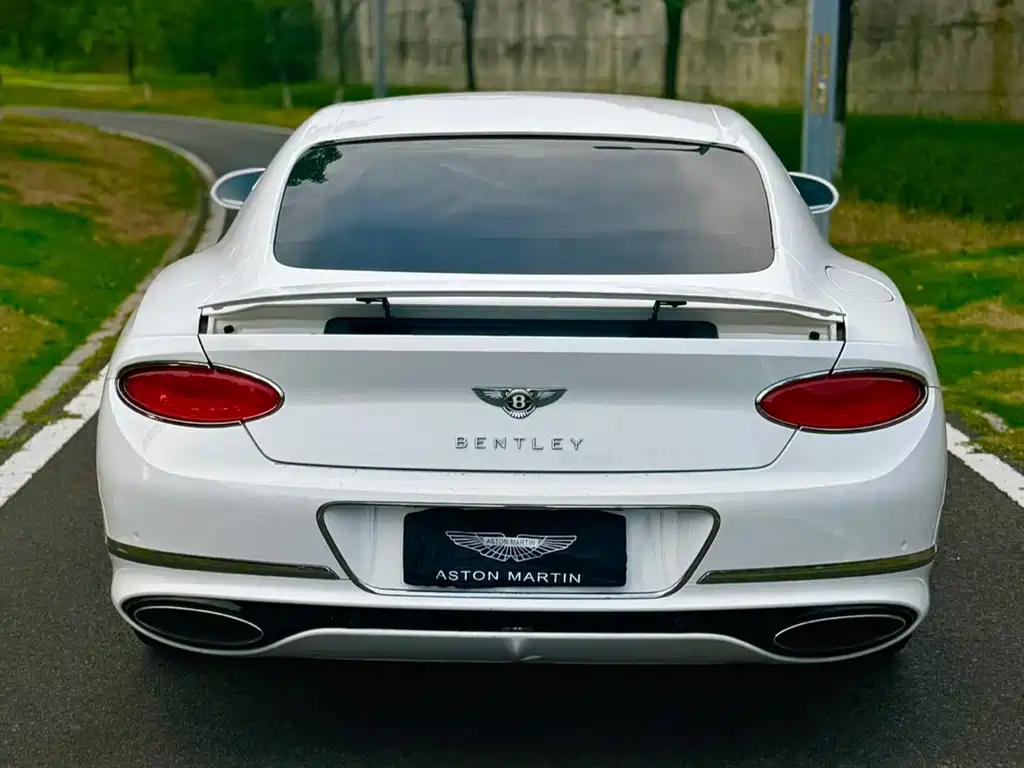 Bentley Continental 2020 — фото 5