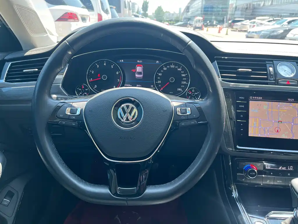 Volkswagen Phideon 2020 — фото 18