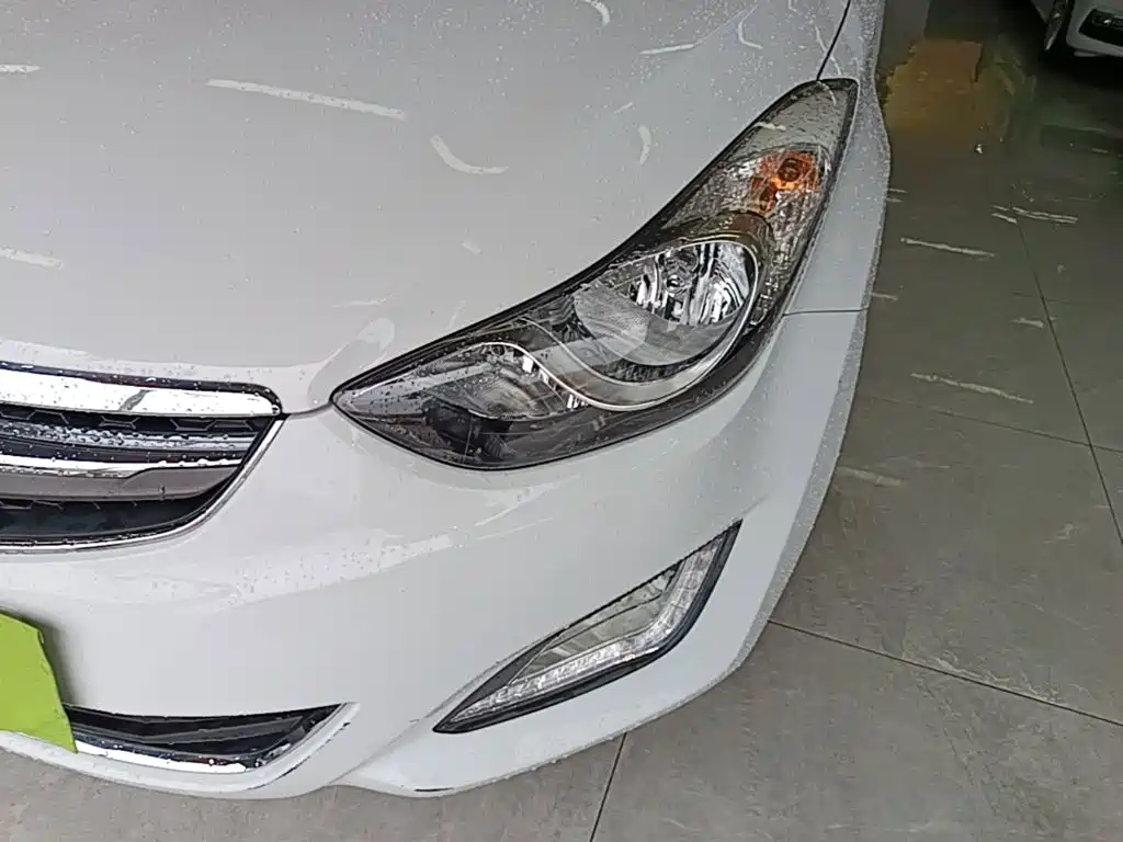 Hyundai Elantra Langdong 2016 — фото 24