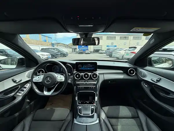 Mercedes-Benz C-Class 2021