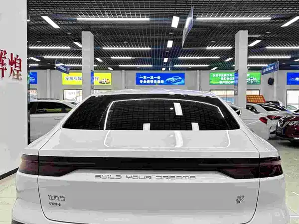 BYD Han 2024