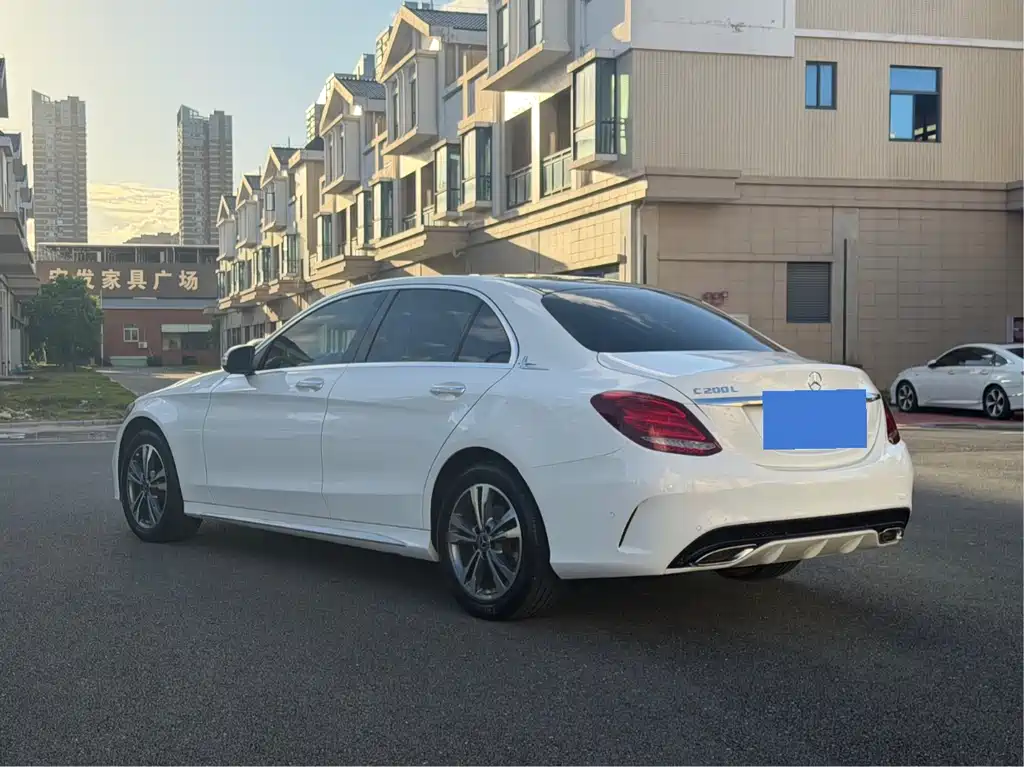 Mercedes-Benz C-Class 2018