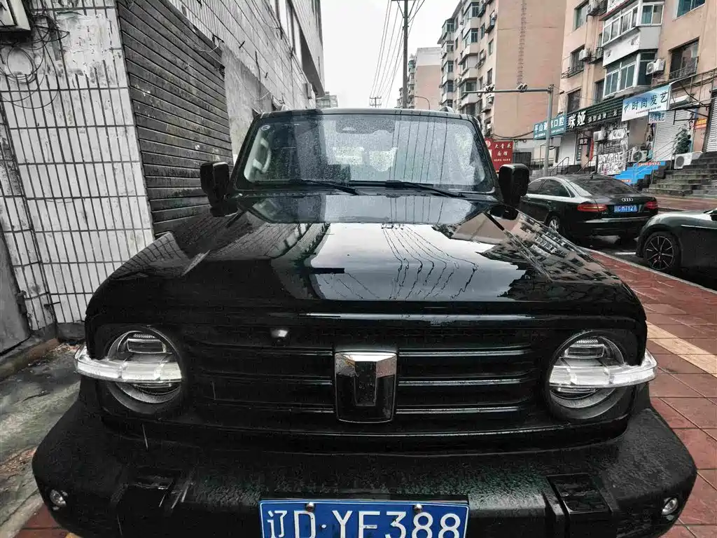 Tank 300 2025