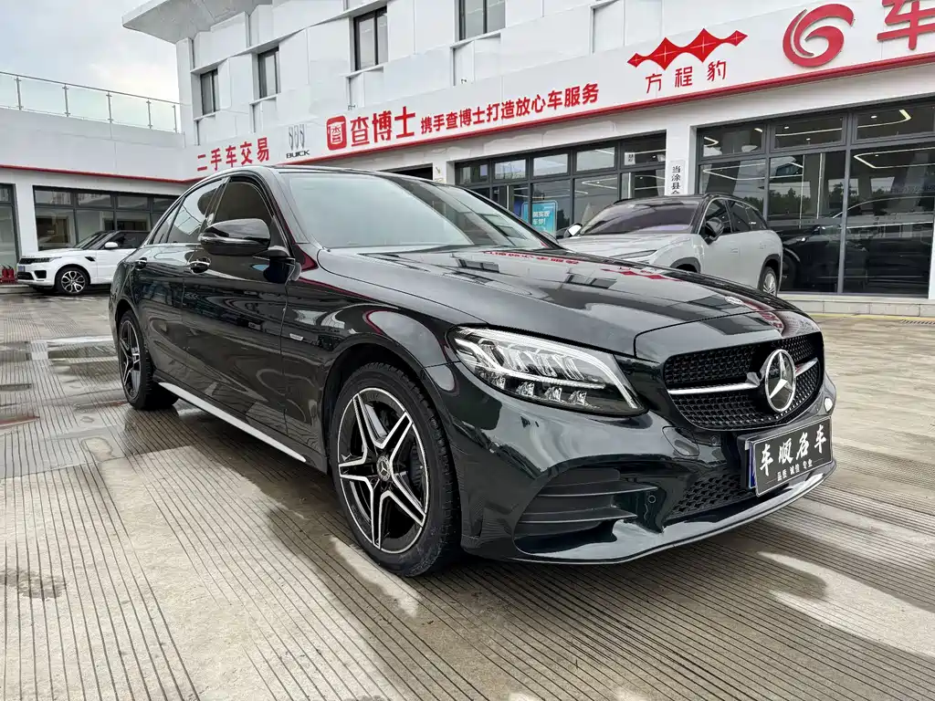 Mercedes-Benz C-Class 2021