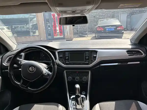 Volkswagen T-Roc 2020