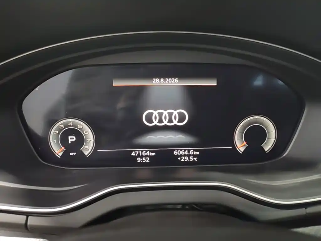 Audi Q5L Sportback 2022 — фото 12