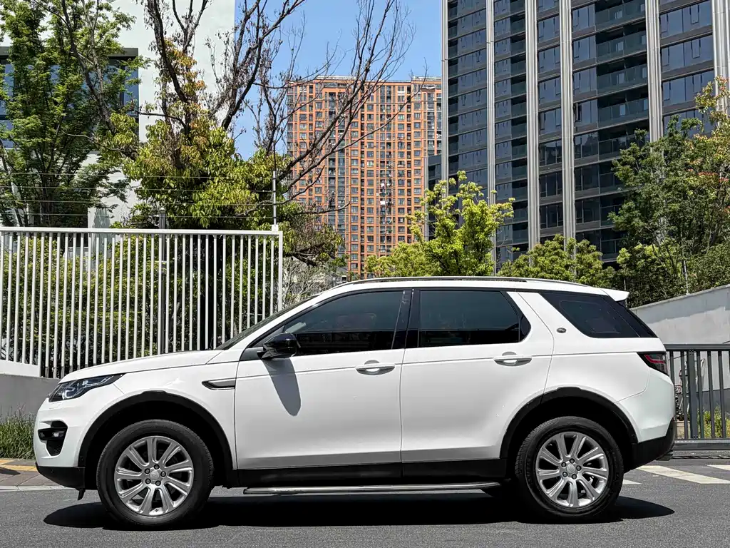 Land Rover Discovery Sport 2019 — фото 5