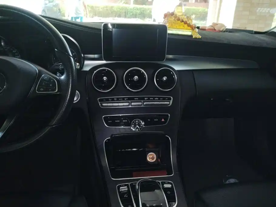 Mercedes-Benz C-Class 2019 — фото 13