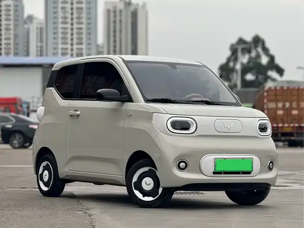 Wuling Hongguang MINIEV 2025