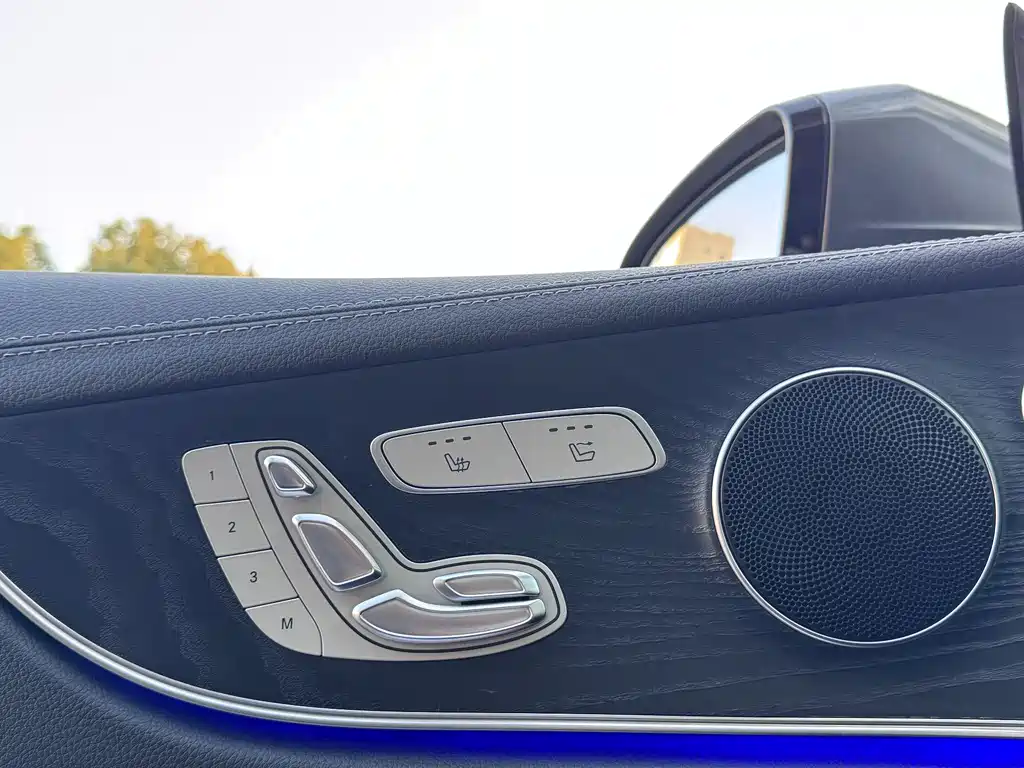 Mercedes-Benz E-Class 2021 — фото 22