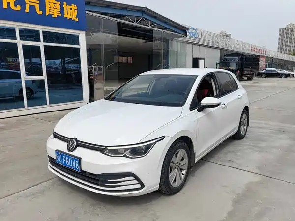 Volkswagen Golf 2021