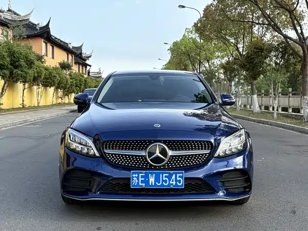 Mercedes-Benz C-Class 2021