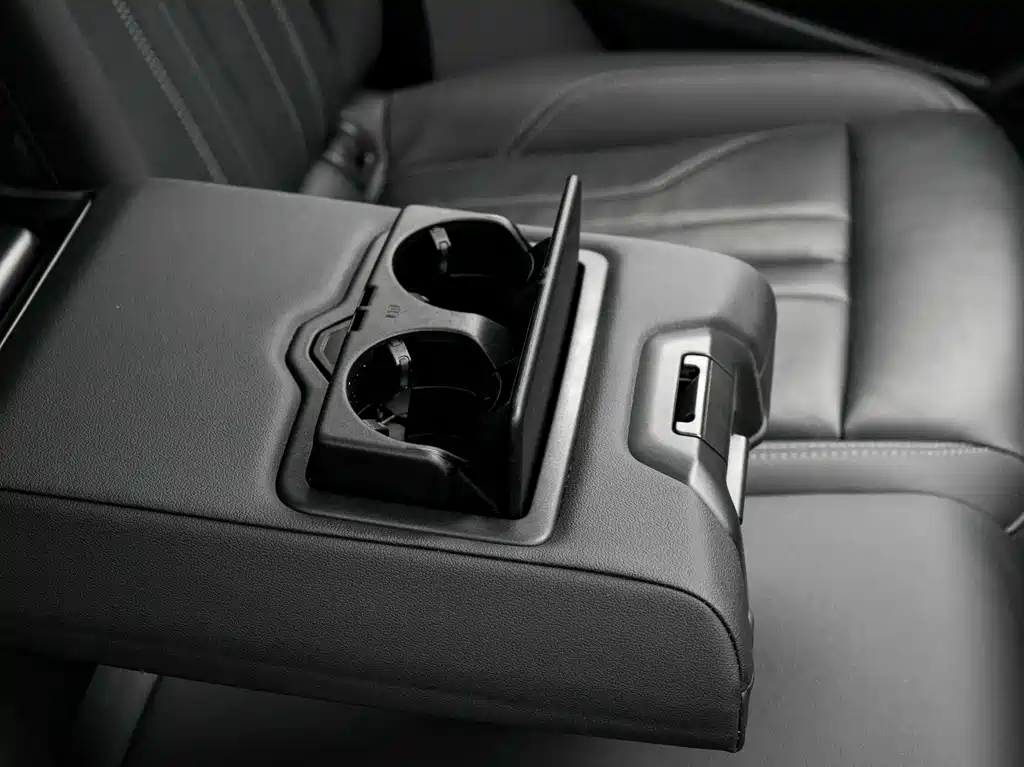 Audi Q5L 2022 — фото 18
