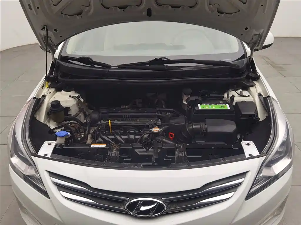 Hyundai Verna 2014