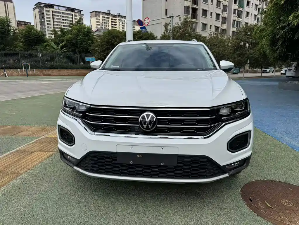 Volkswagen T-Roc 2021 — фото 2
