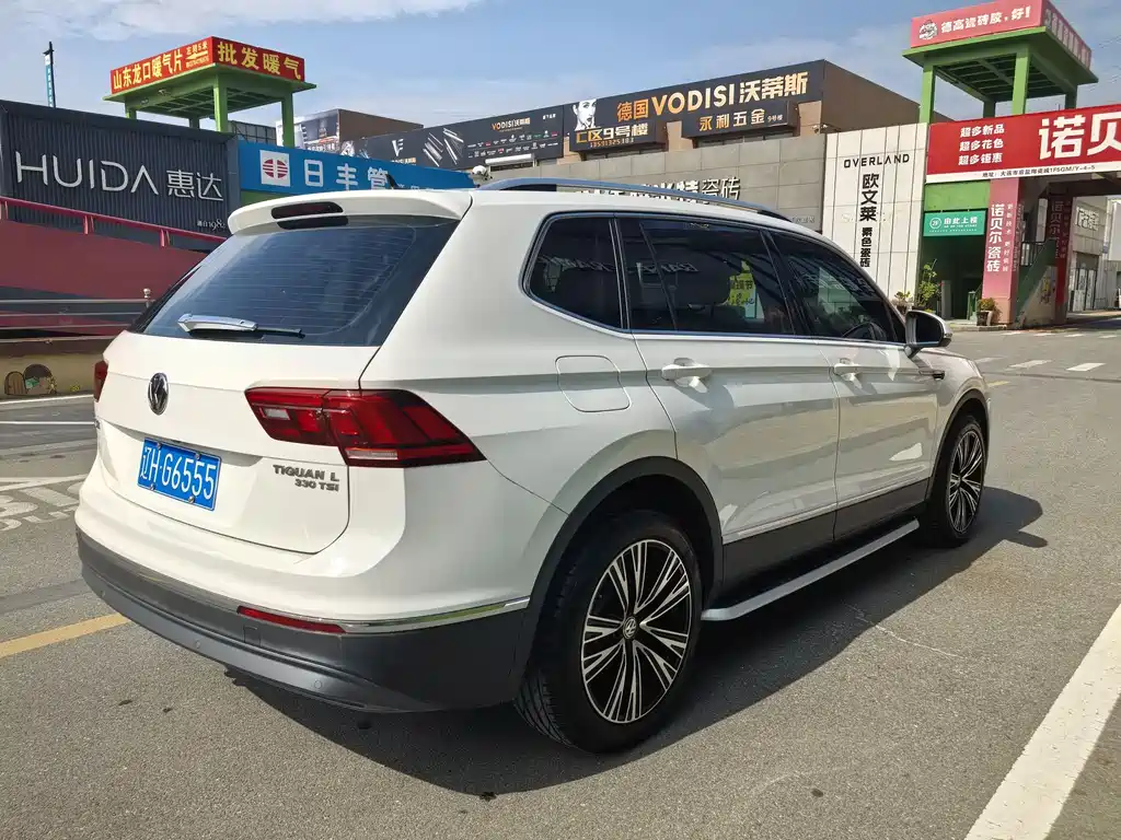 Volkswagen Tiguan L 2018 — фото 9