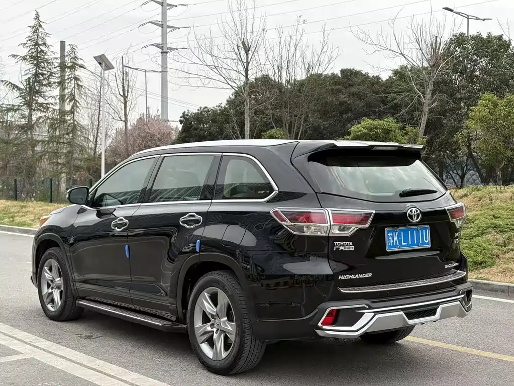 Toyota Highlander 2016 — фото 12