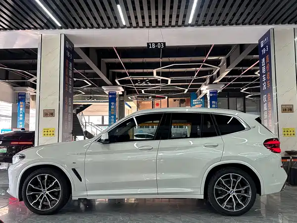 BMW X3 2021