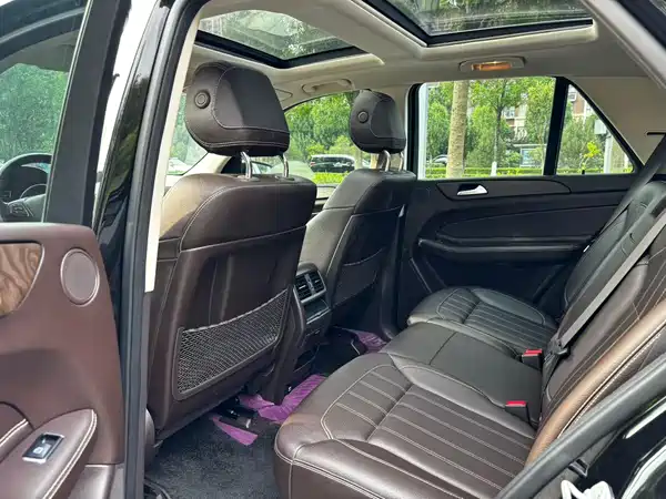 Mercedes-Benz GLE 2016
