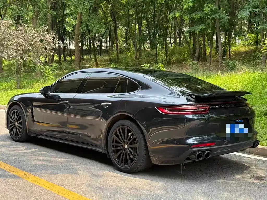Porsche Panamera 2019 — фото 5