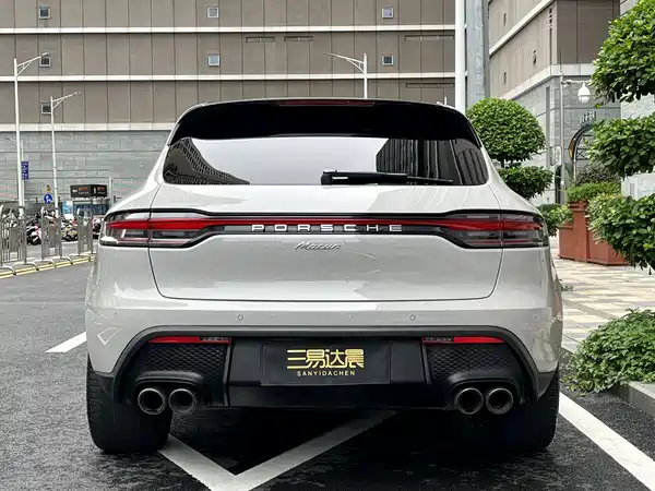 Porsche Macan 2023