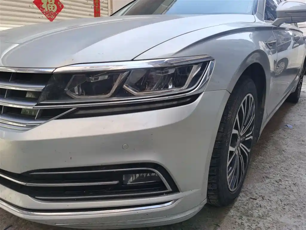 Volkswagen Phideon 2018 — фото 7