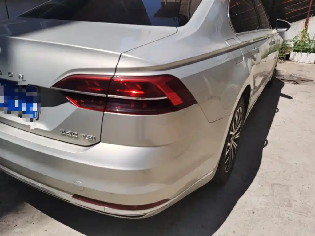 Volkswagen Phideon 2018 — фото 10
