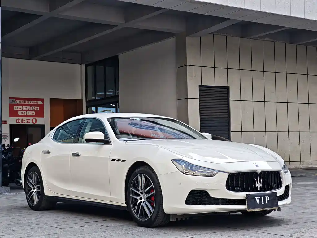 Maserati Ghibli 2018 — фото 6
